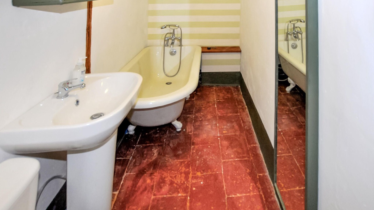 Photo of Bathroom in Chalabre
