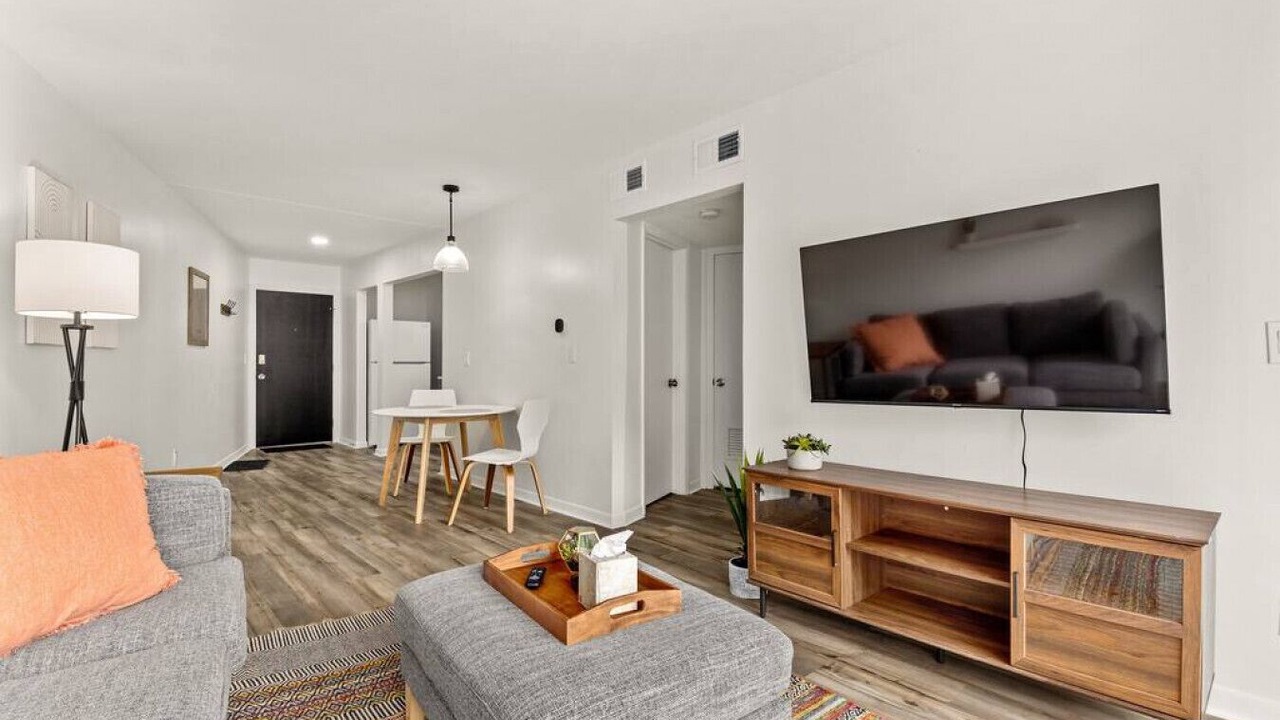 Photo of Livingroom in Orange Prairie
