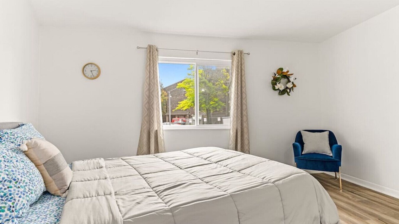 Photo of Bedroom in Orange Prairie