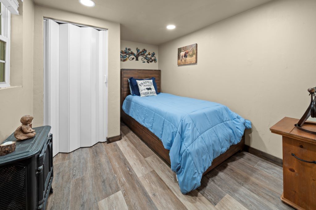 Photo of Bedroom in Edom