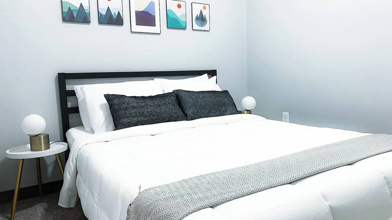 Photo of Bedroom in Des Moines
