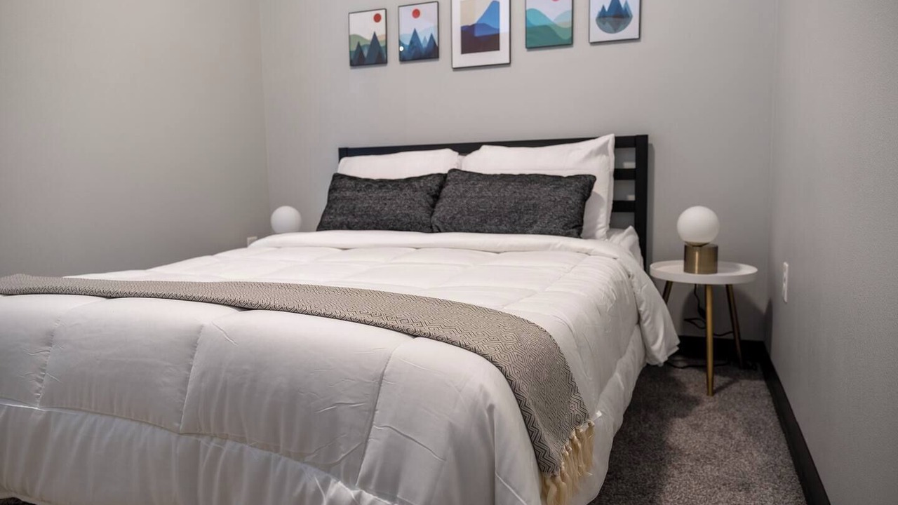 Photo of Bedroom in Des Moines