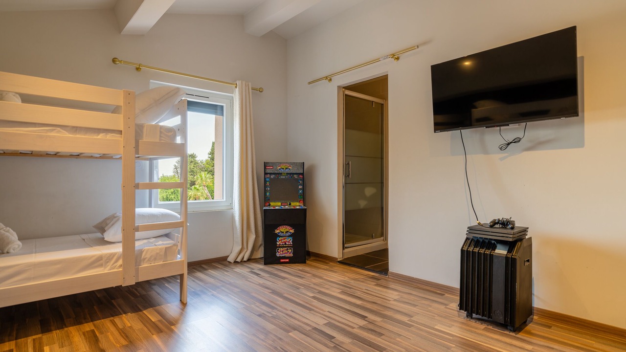 Photo of Bedroom in Camelas