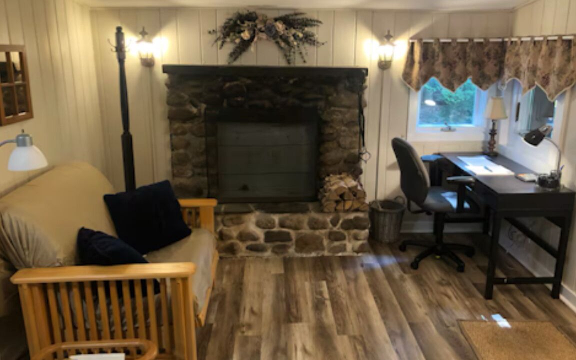 Photo of Livingroom in Milford