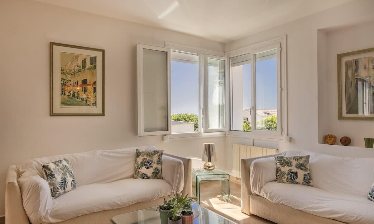 Photo of Livingroom in Ville-di-Pietrabugno