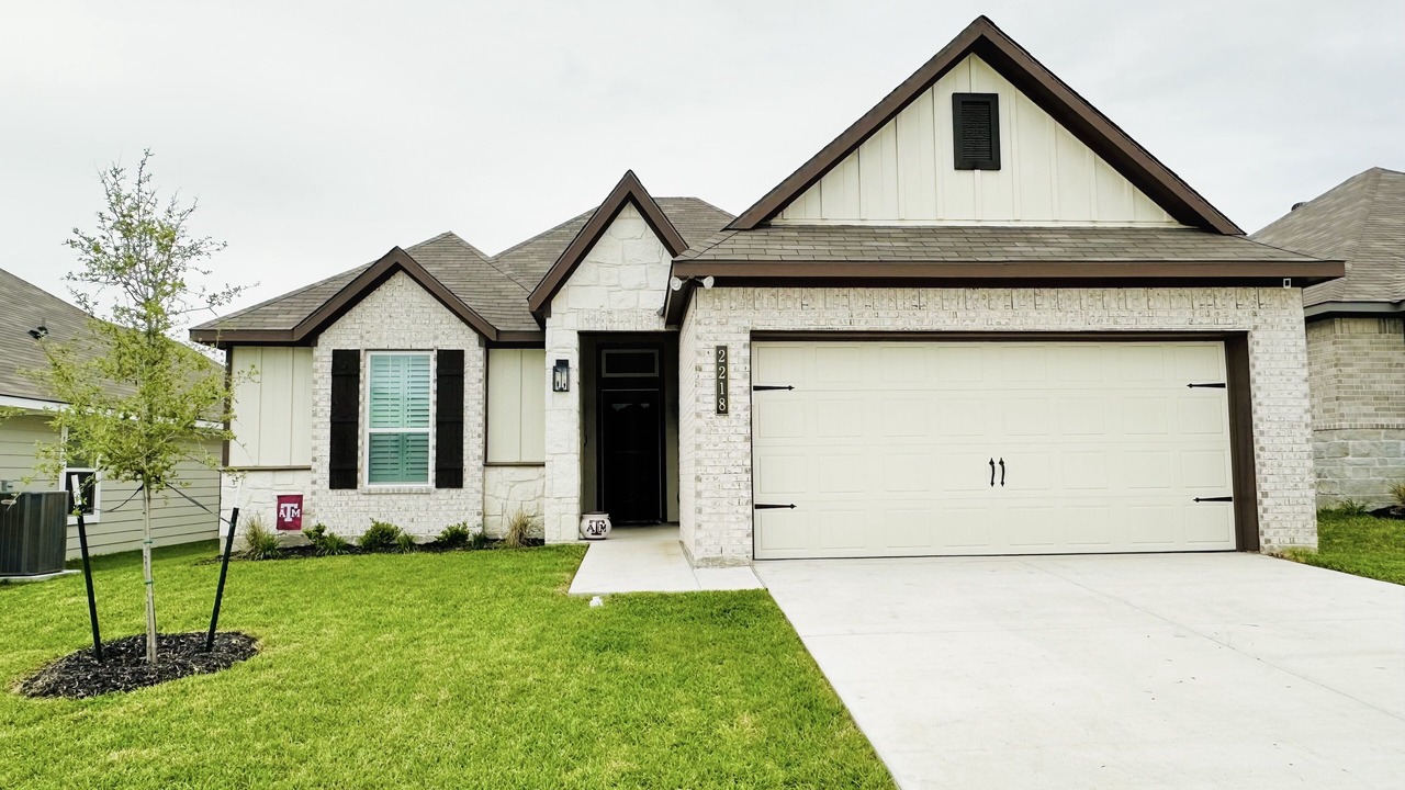 Photo of Outdoor in Bryan