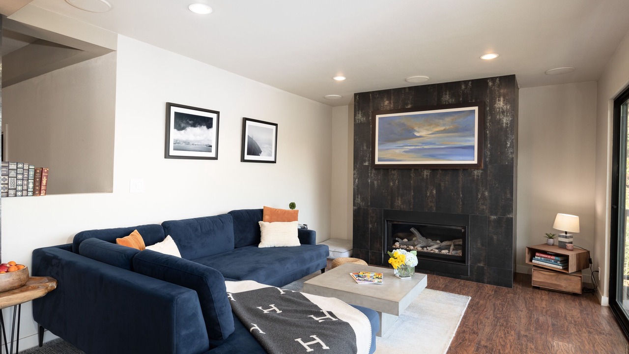 Photo of Livingroom in Pedro Point