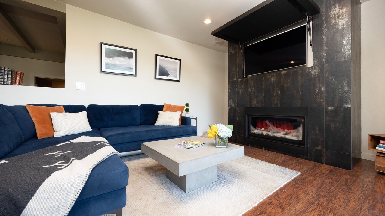 Photo of Livingroom in Pedro Point