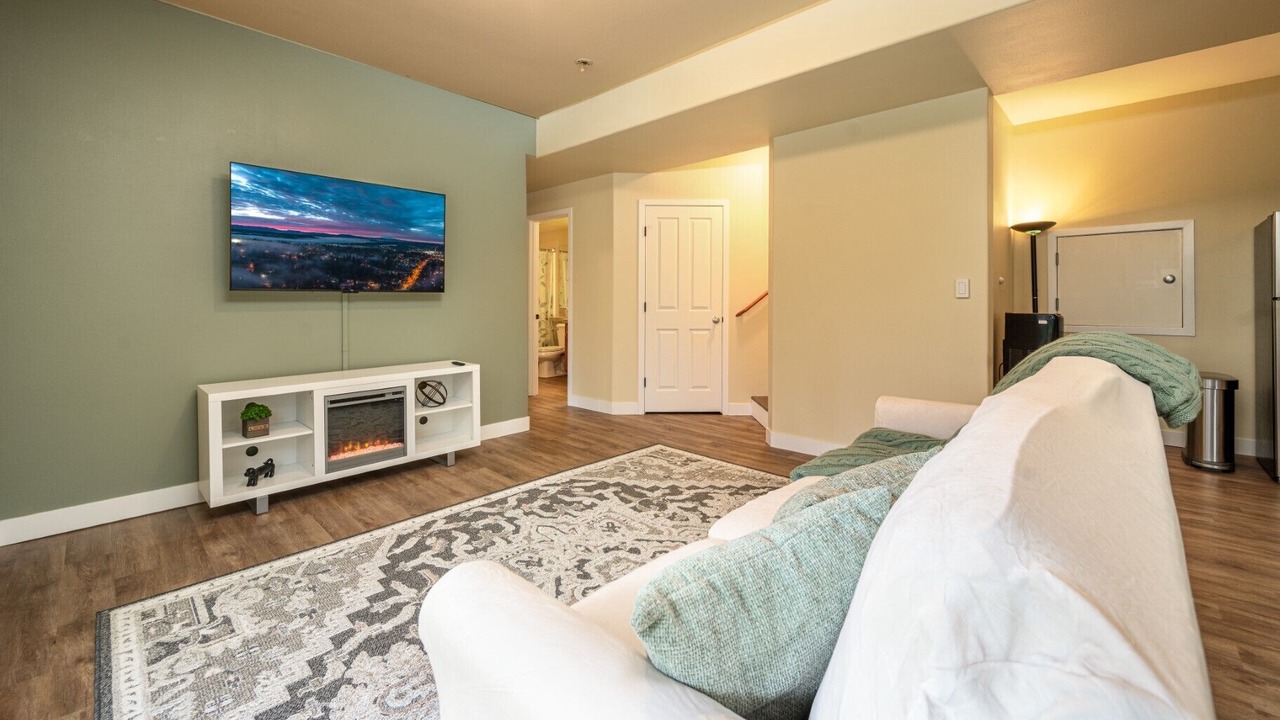 Photo of Livingroom in Mountlake Terrace