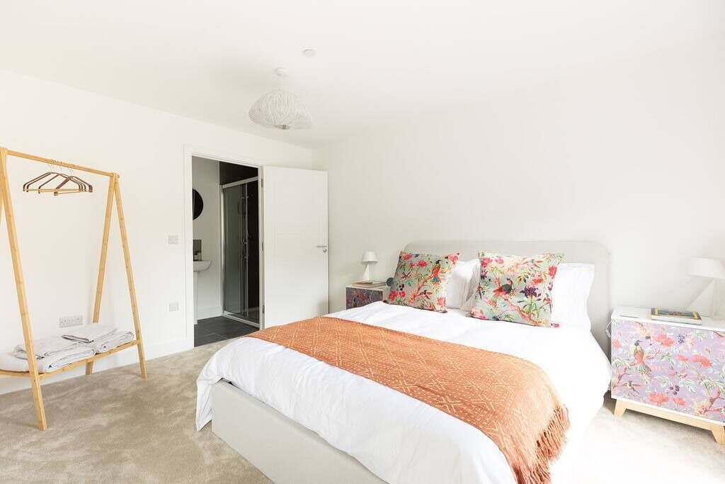 Photo of Bedroom in Hollow Meadows