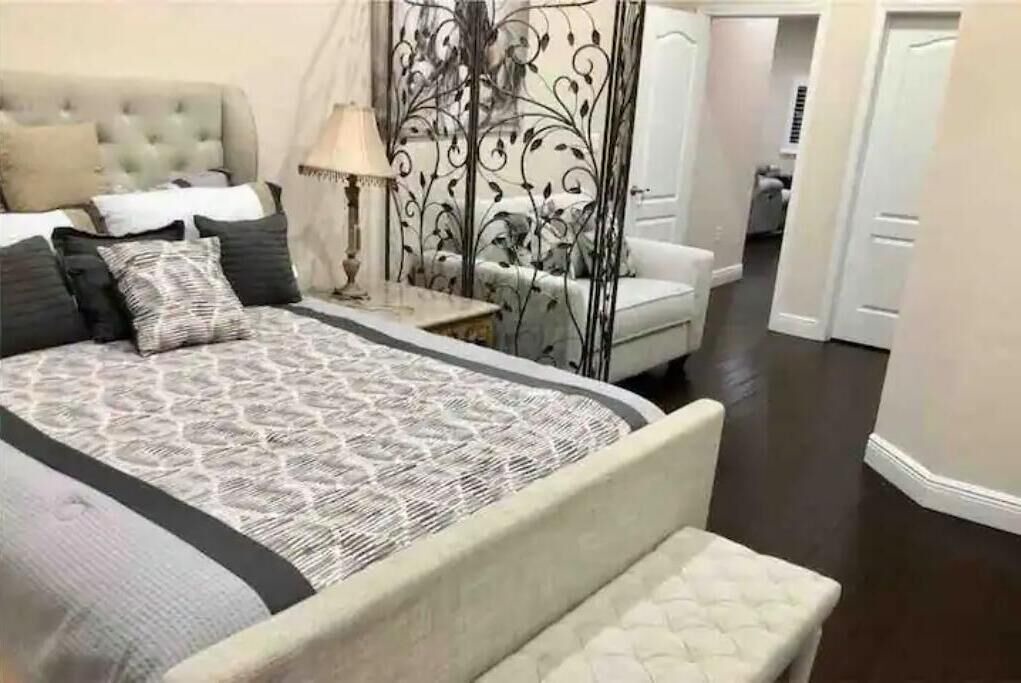 Photo of Bedroom in Pompano Beach