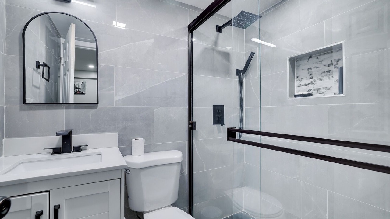 Photo of Bathroom in Weequahic