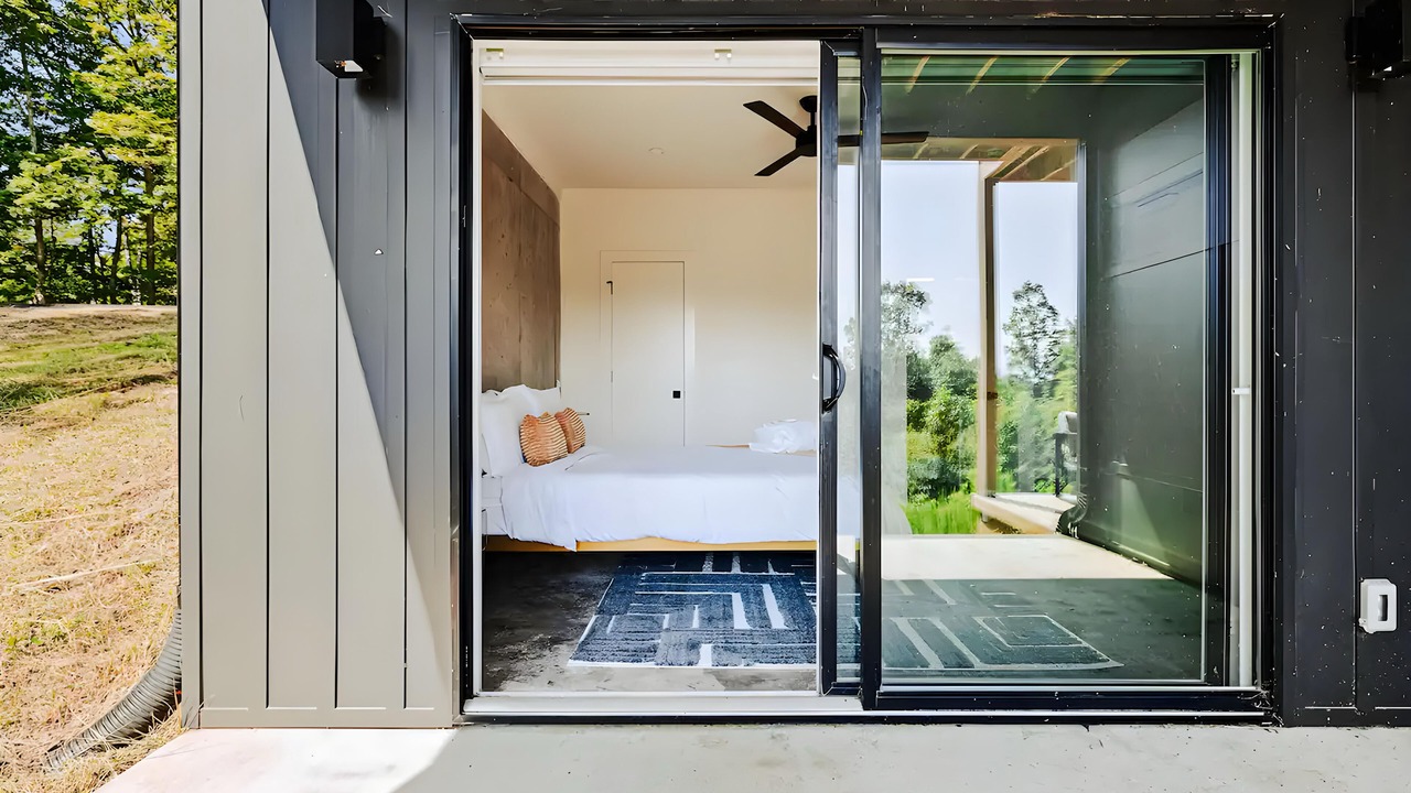 Photo of Bedroom in Young Harris