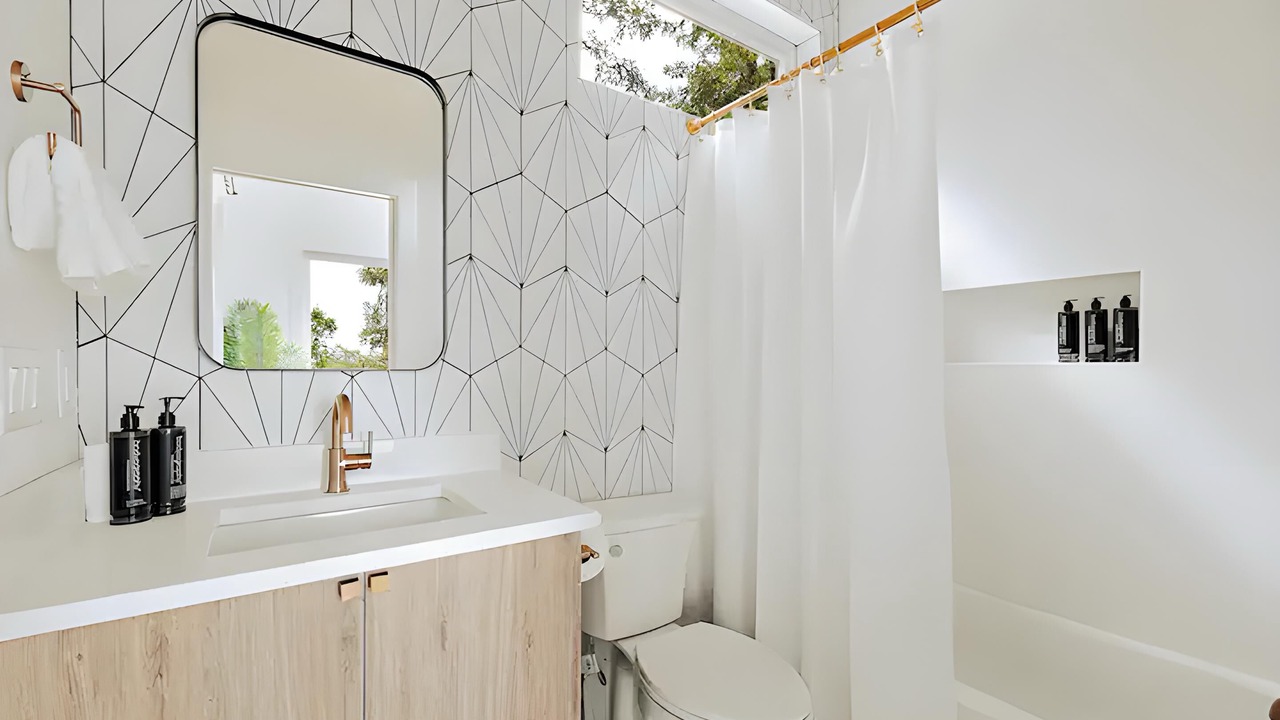 Photo of Bathroom in Young Harris