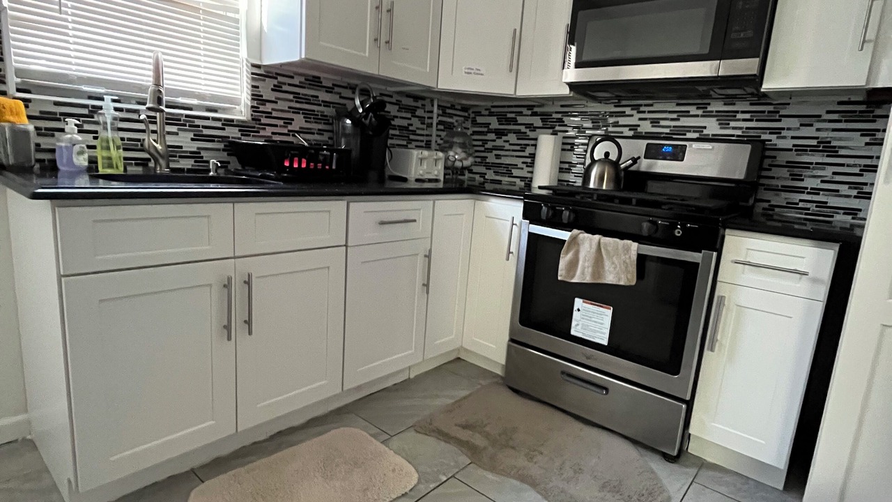 Photo of Kitchen in Elmont