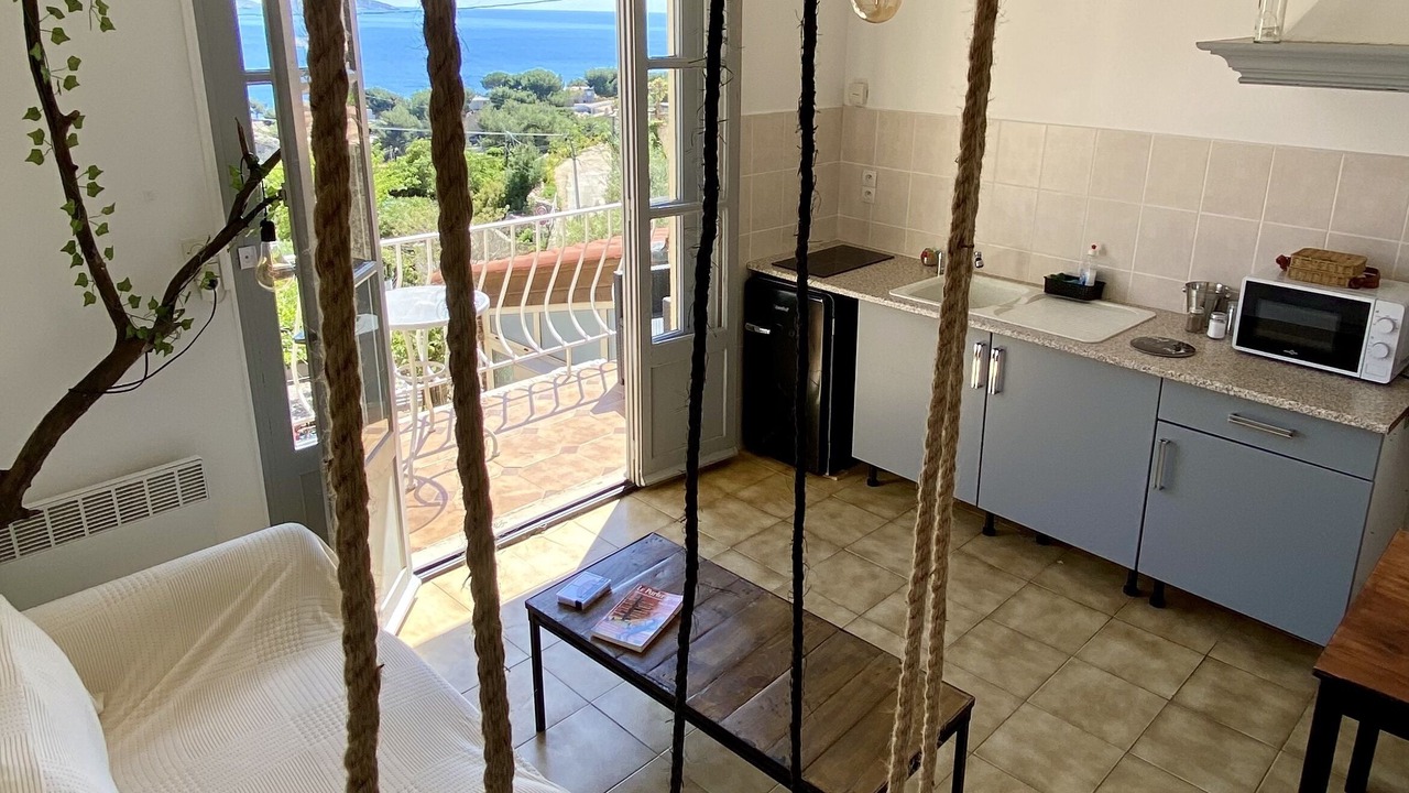 Photo of Bedroom in Niolon