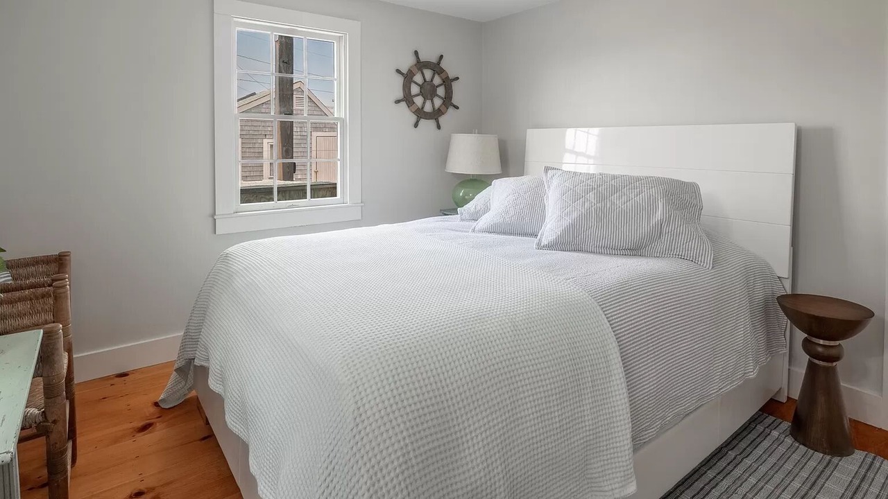 Photo of Bedroom in Madaket