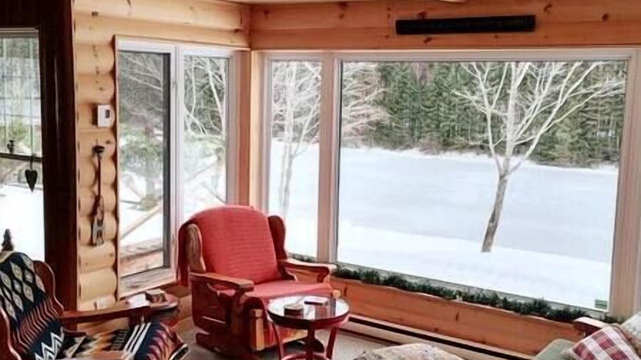 Photo of Livingroom in Chateau-Richer