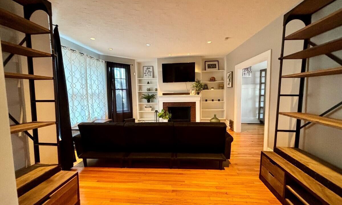 Photo of Livingroom in Detroit
