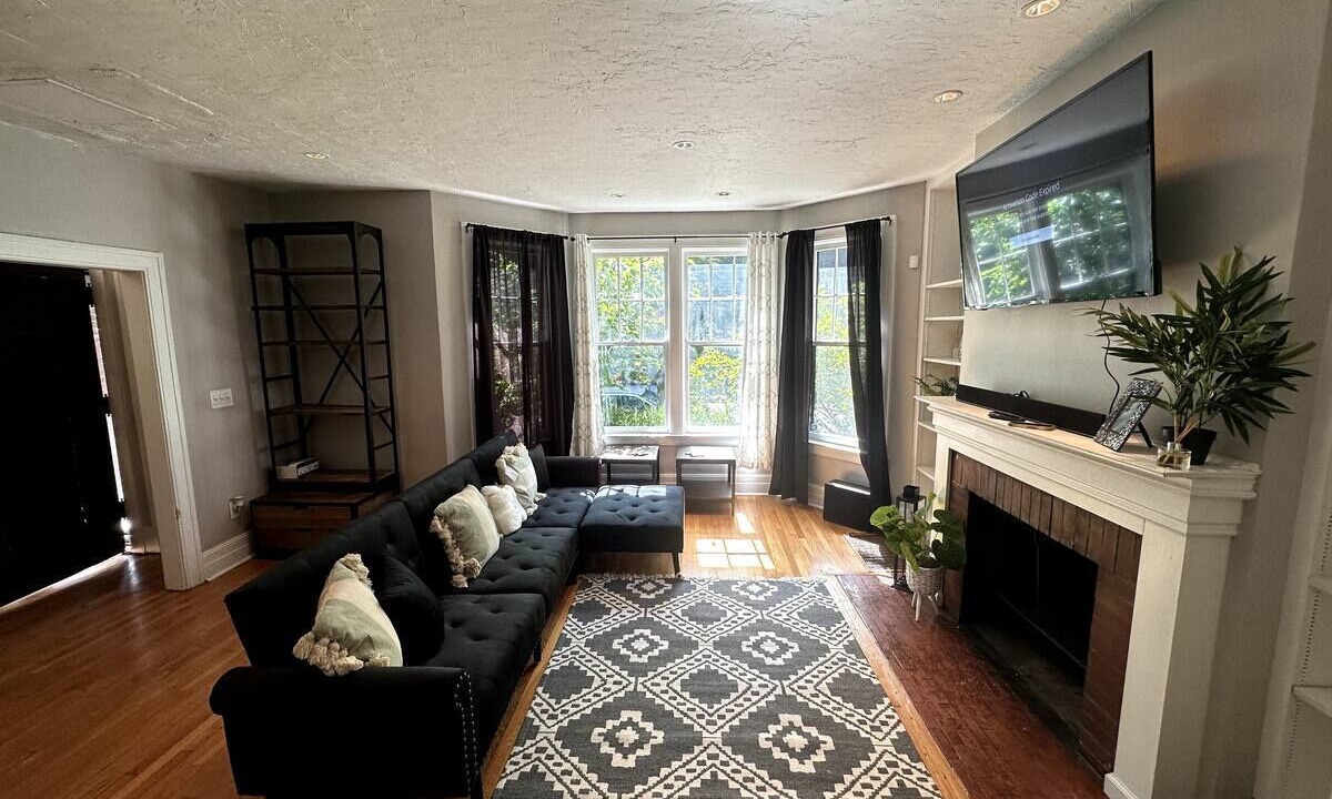 Photo of Livingroom in Detroit