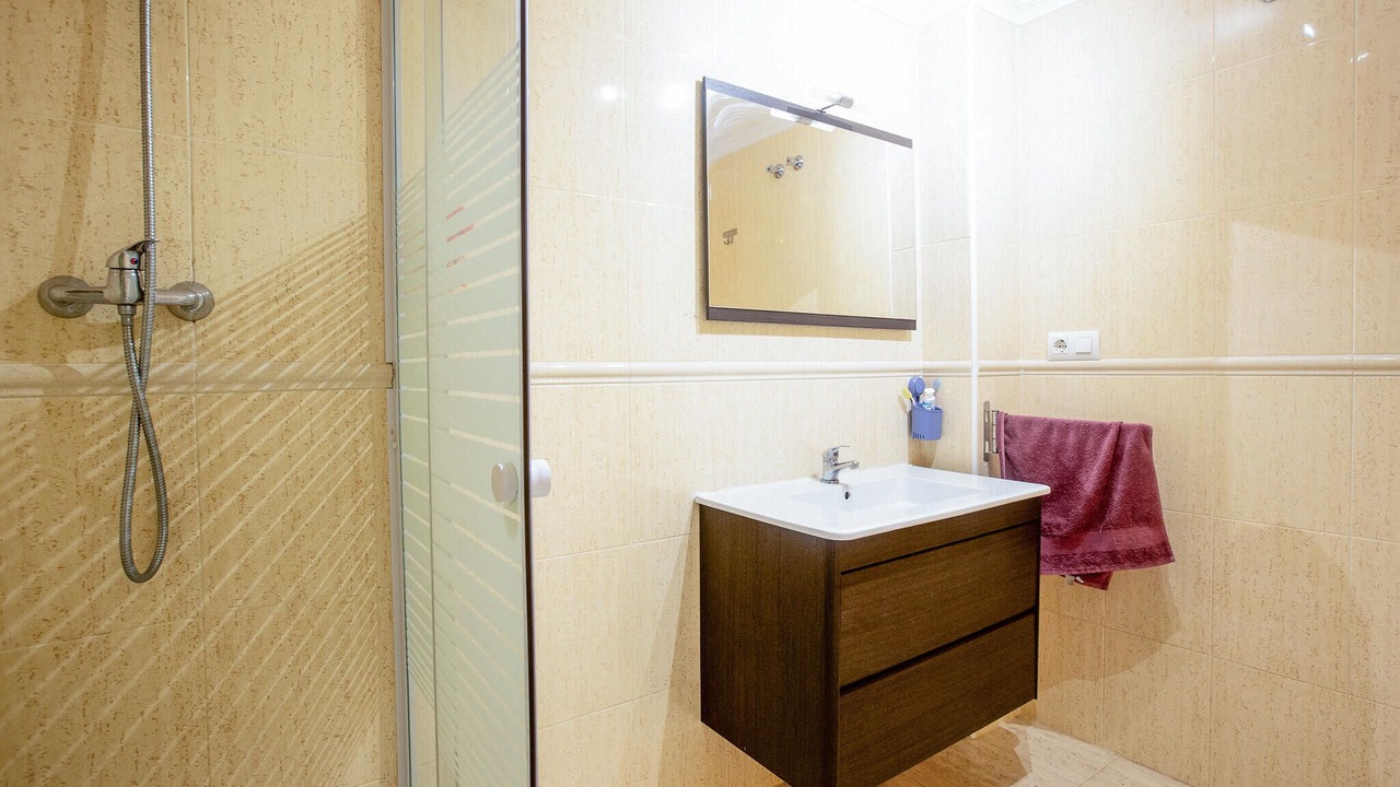 Photo of Bathroom in La Florida