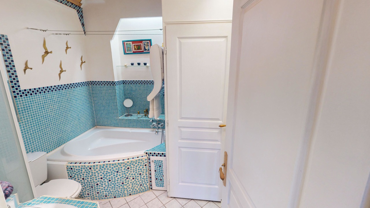 Photo of Bathroom in Honfleur