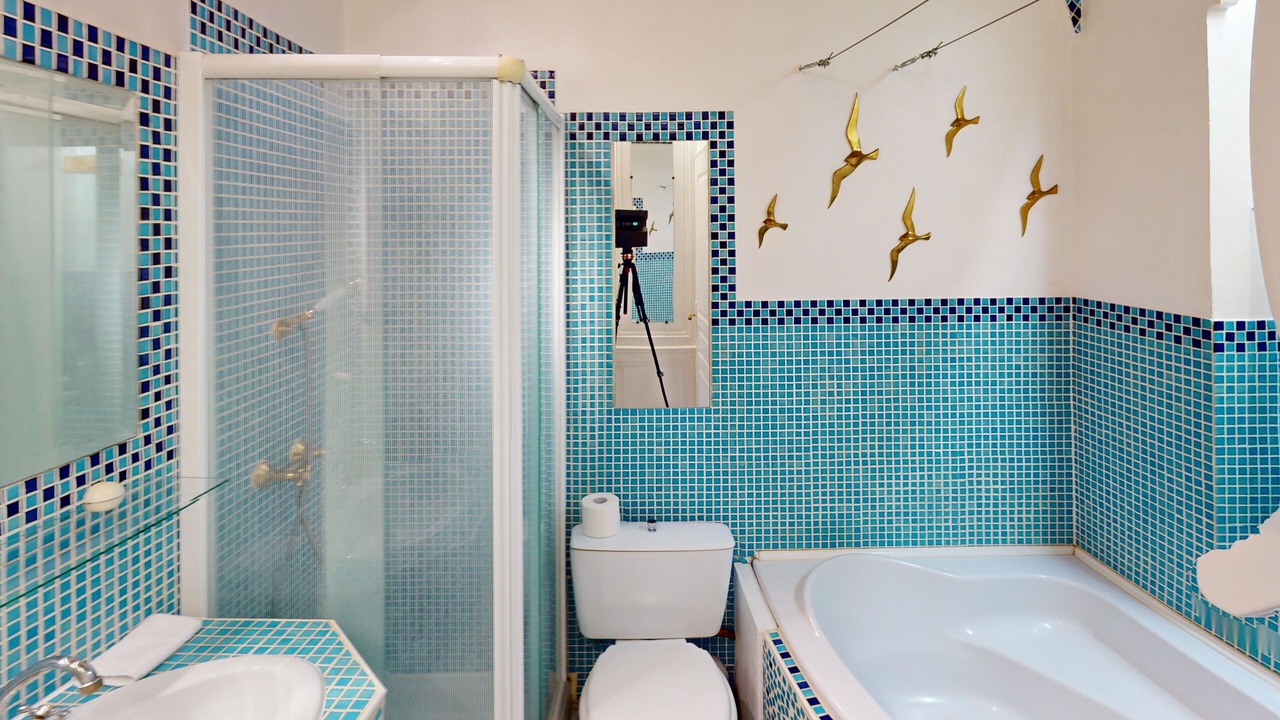 Photo of Bathroom in Honfleur