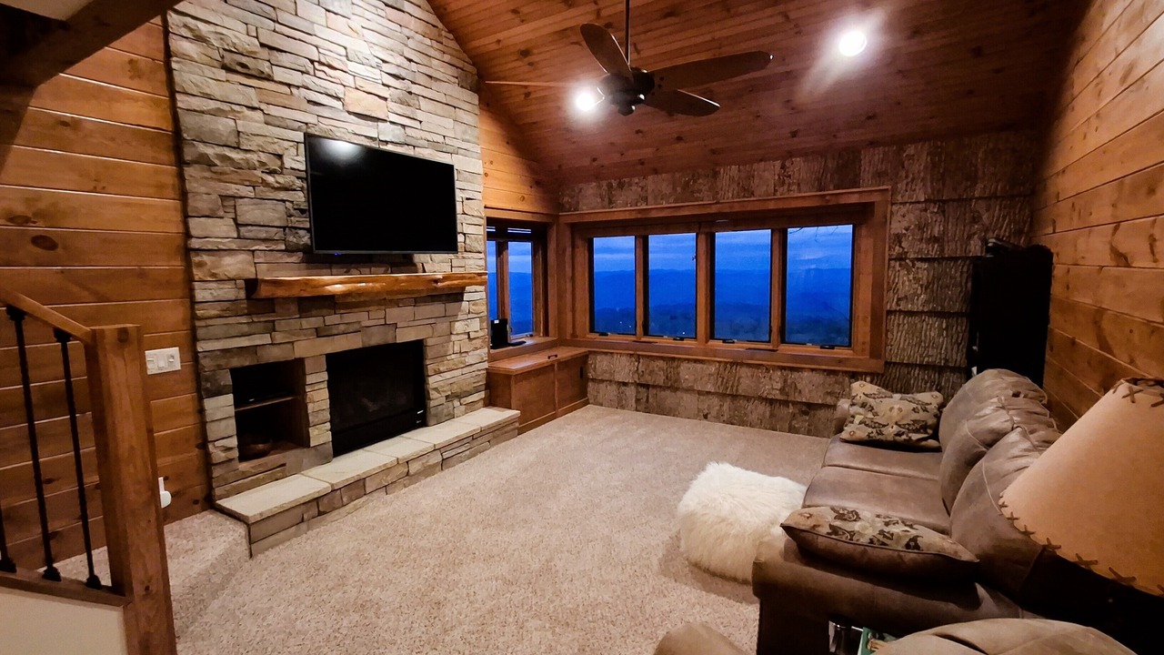 Photo of Livingroom in Beech Mountain