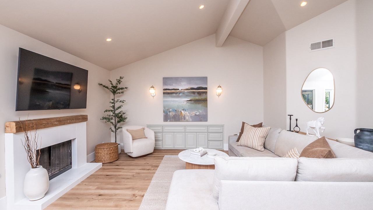 Photo of Livingroom in Lake Hodges