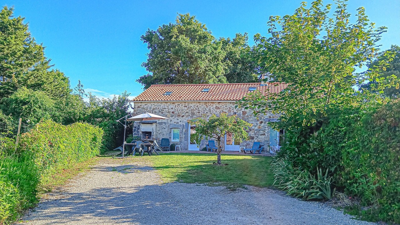 Photo of Others in Landeronde