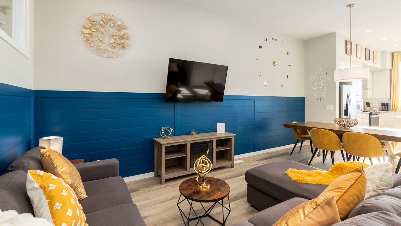 Photo of Livingroom in Southeast Calgary