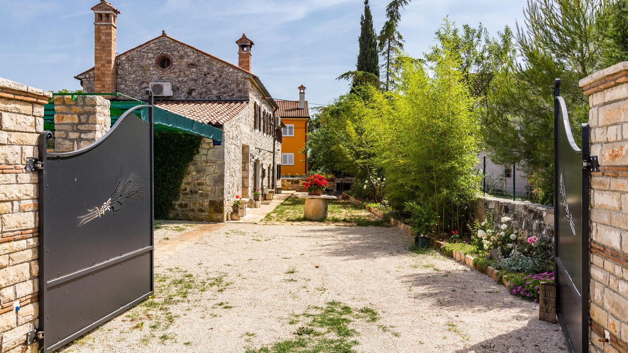 Photo of Others in Kosinozici