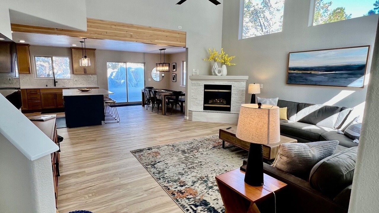 Photo of Livingroom in Ponderosa Trails