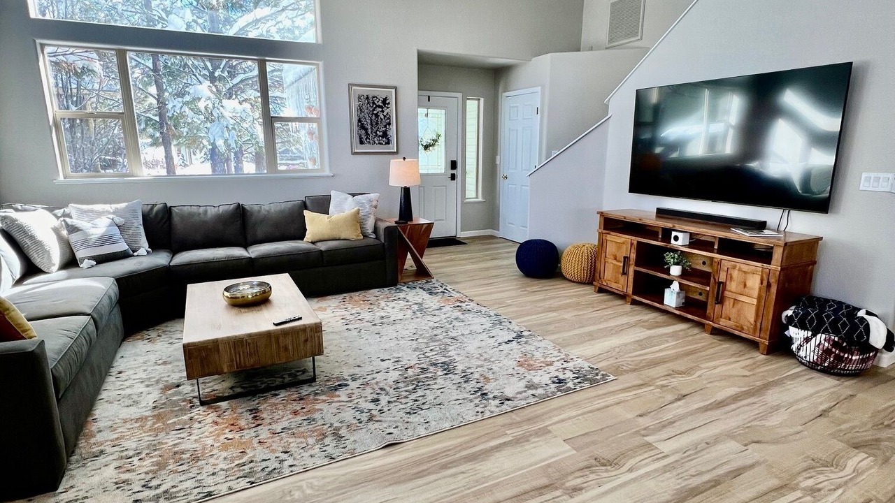 Photo of Livingroom in Ponderosa Trails