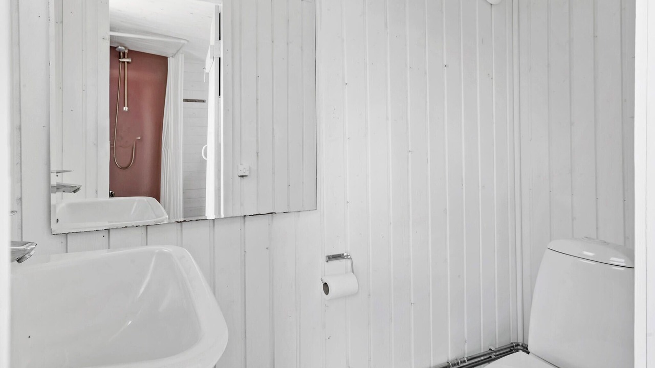 Photo of Bathroom in Holloselund
