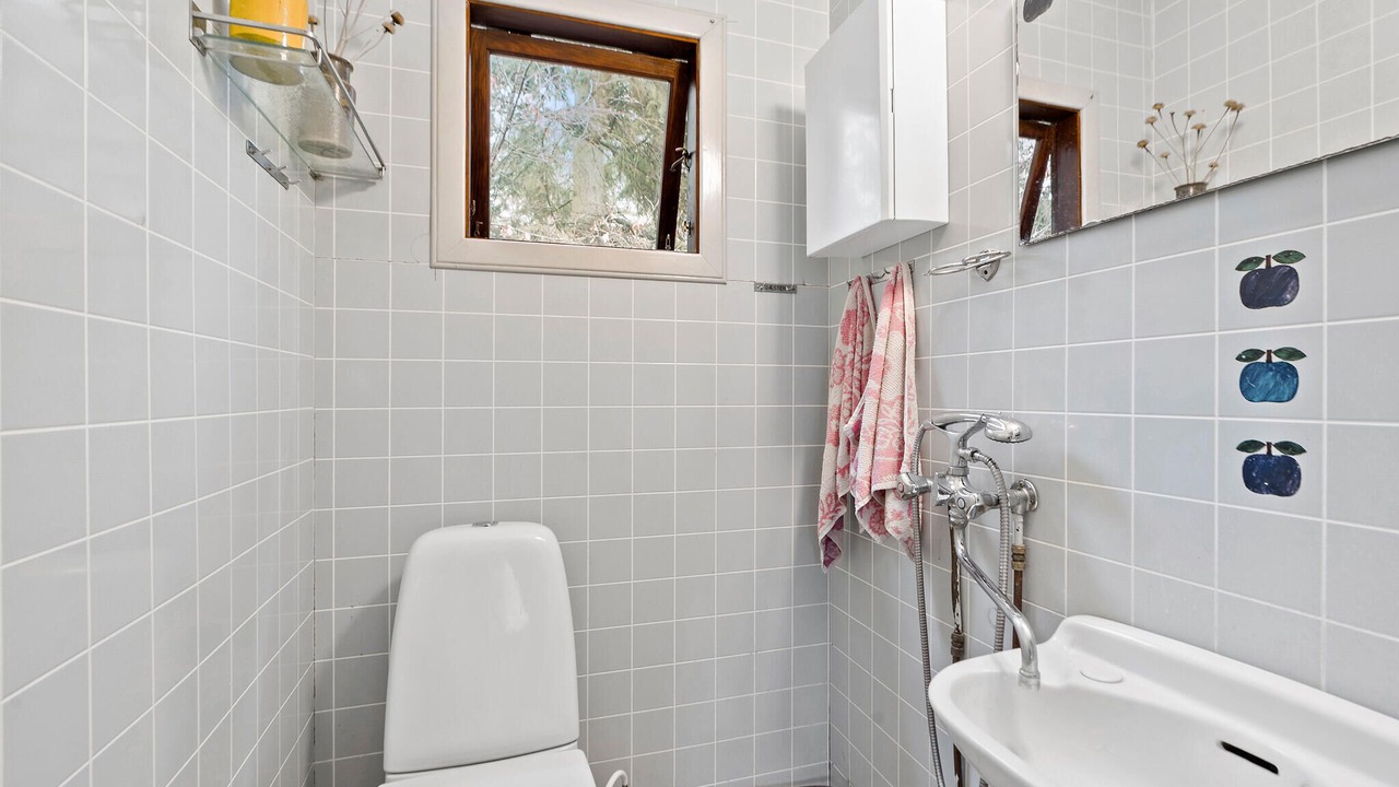 Photo of Bathroom in Melby