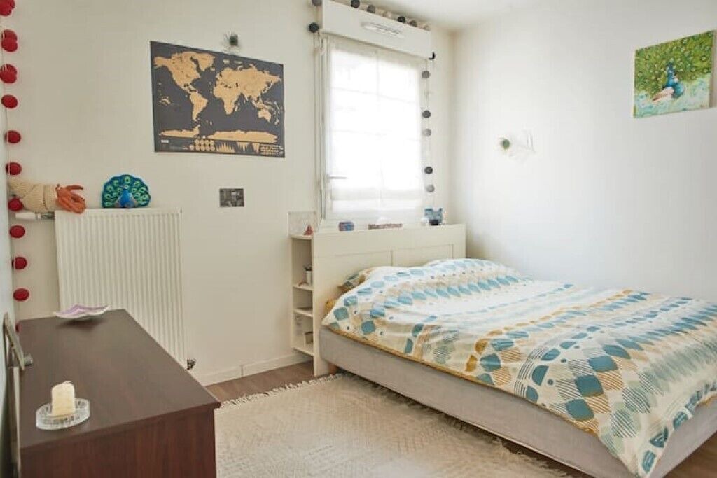 Photo of Bedroom in Saint-Ouen