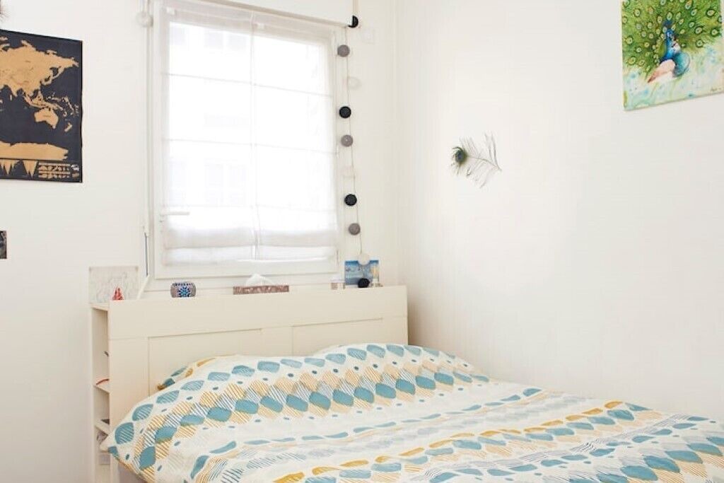 Photo of Bedroom in Saint-Ouen