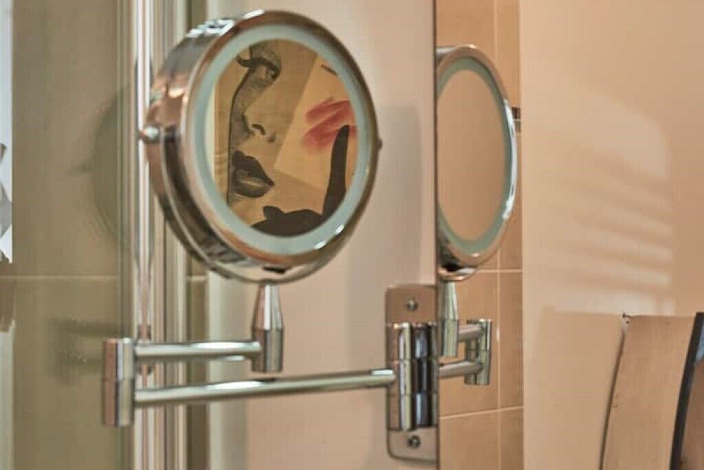 Photo of Bathroom in Saint-Ouen