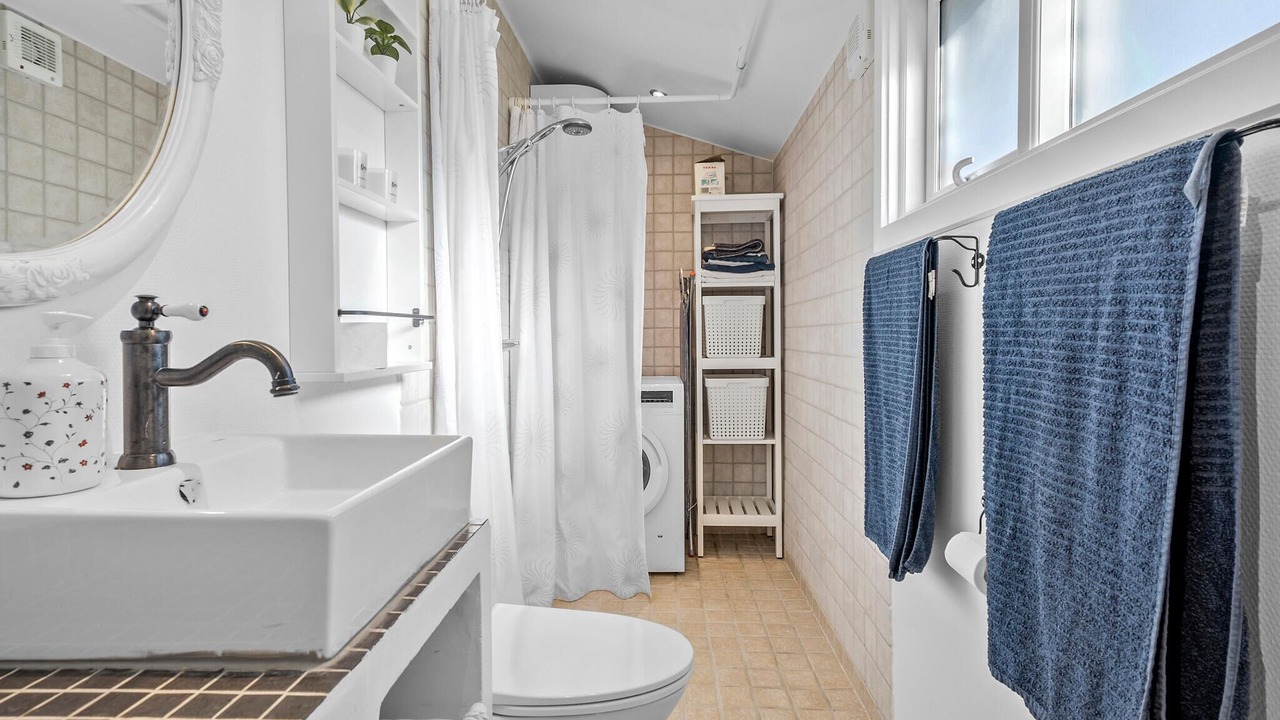 Photo of Bathroom in Hojby