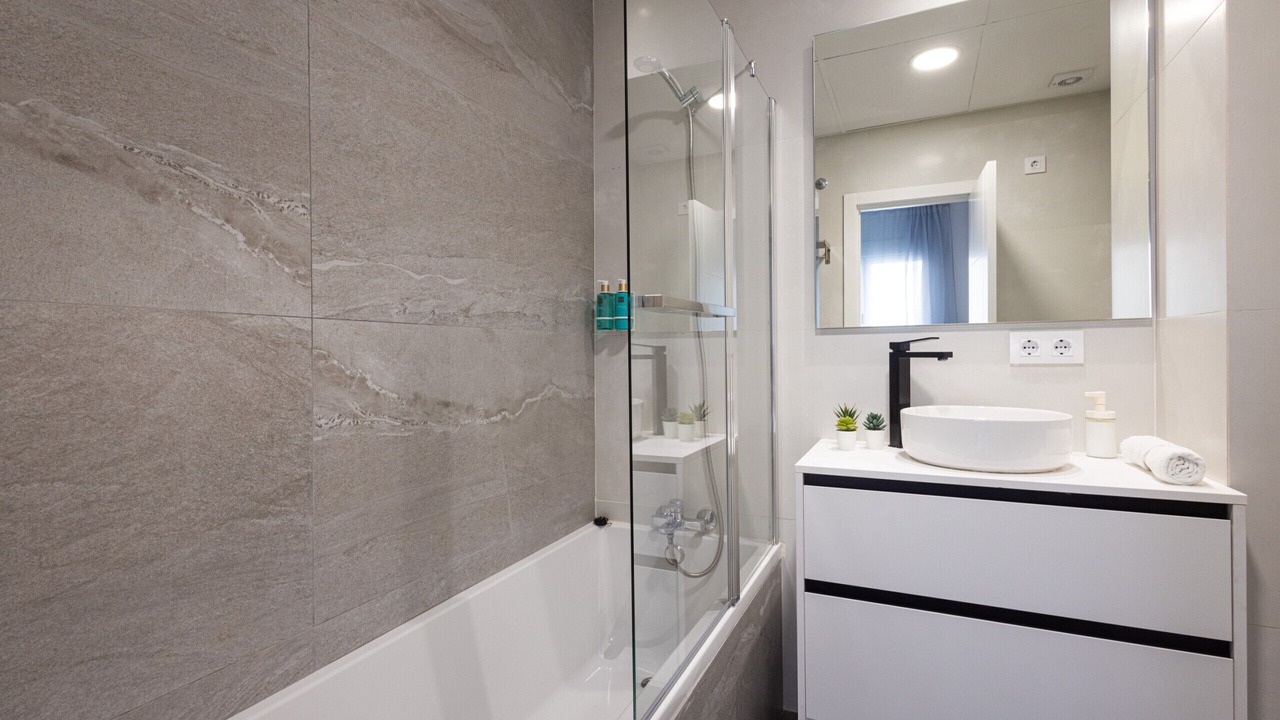 Photo of Bathroom in Patraix