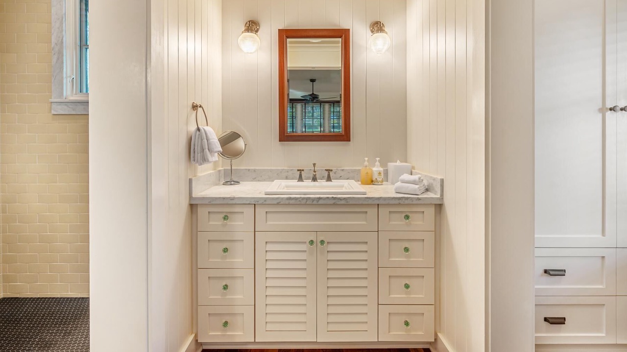 Photo of Others in Kukuiula