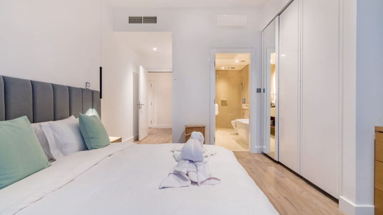 Photo of Bedroom in Jumeirah Beach Residence