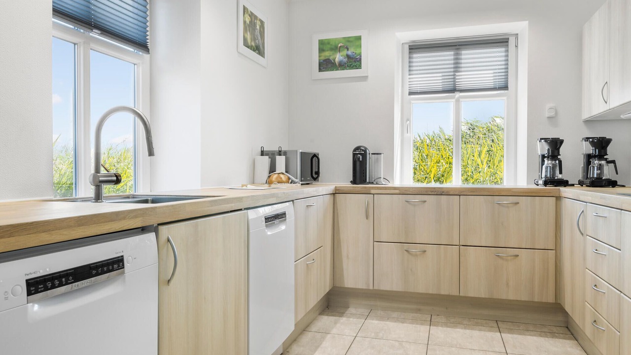 Photo of Others in Hojer