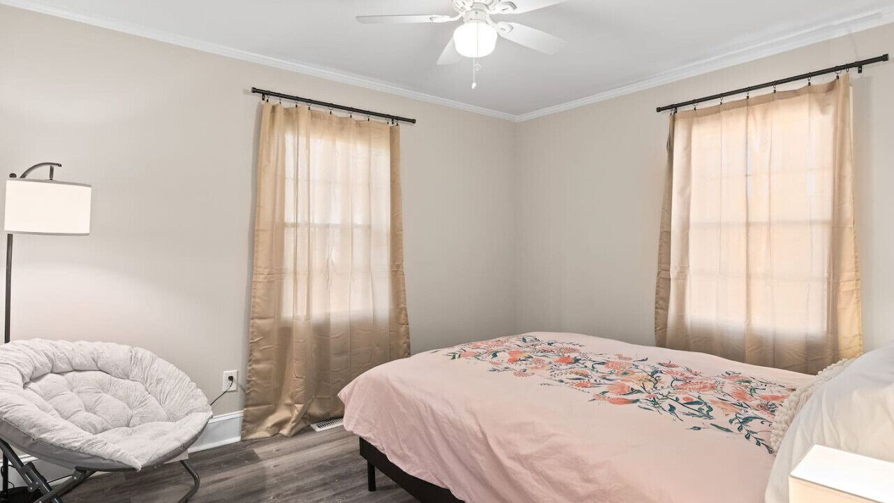 Photo of Bedroom in Dunn