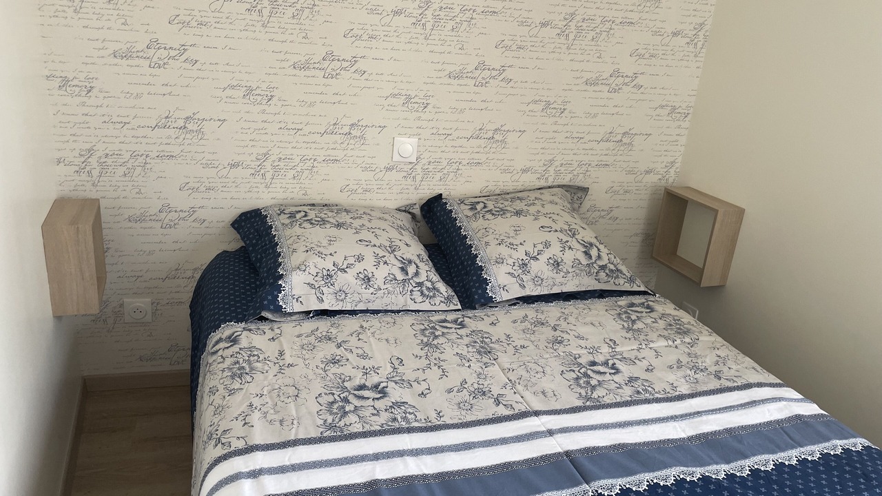 Photo of Bedroom in Dieppe