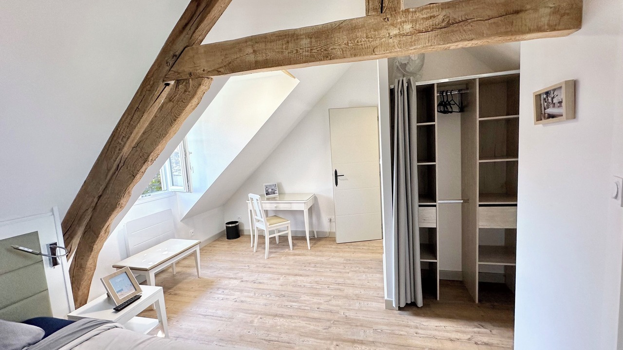 Photo of Bedroom in Verton