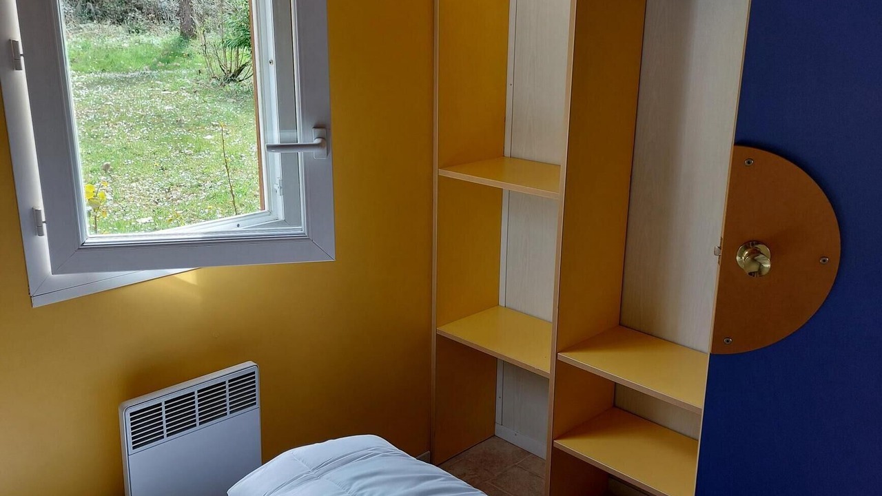 Photo of Bedroom in Saint-Thomas-en-Royans