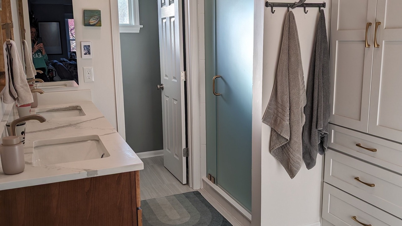 Photo of Bathroom in Buechel
