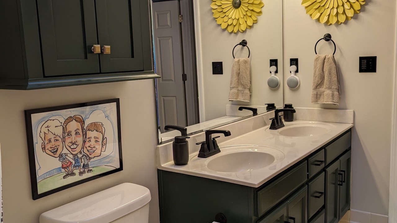 Photo of Bathroom in Buechel